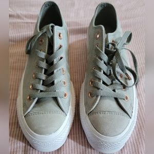 CONVERSE ALL STAR Low Top Platform shoe